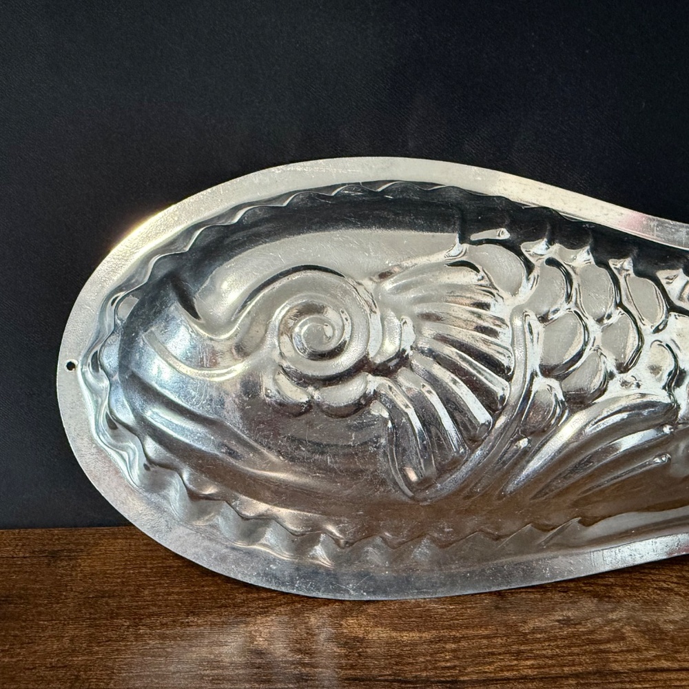 Fish Jello Mold Wall Decoration/Art - Picture 5 of 13
